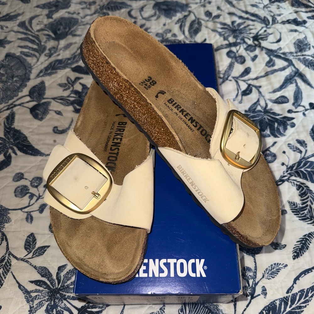 Birkenstock Madrid big buckle slides